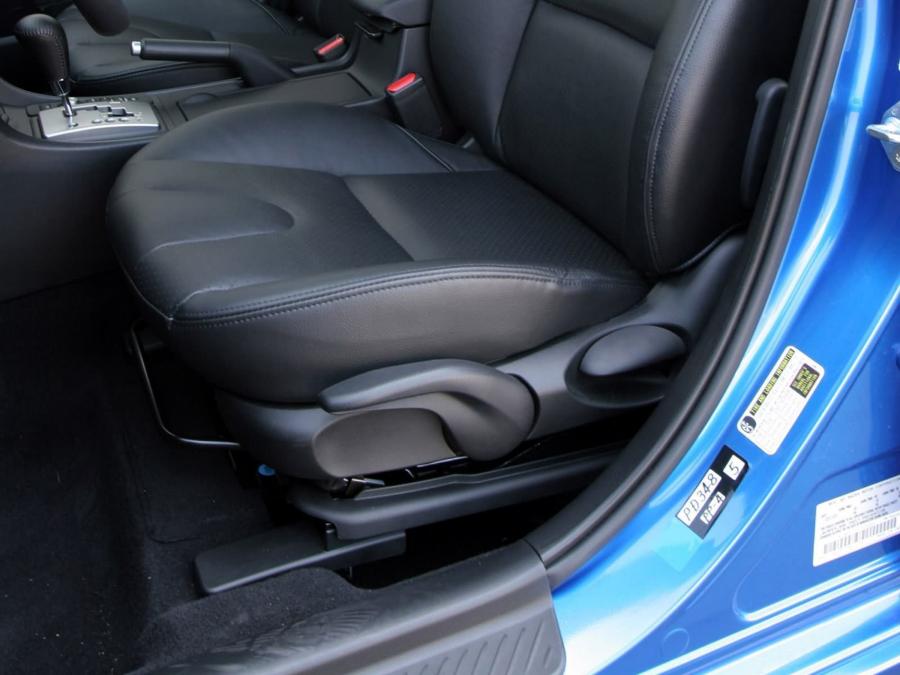  Mazda3 5-Door 2006 года  (фото 11 из 28)